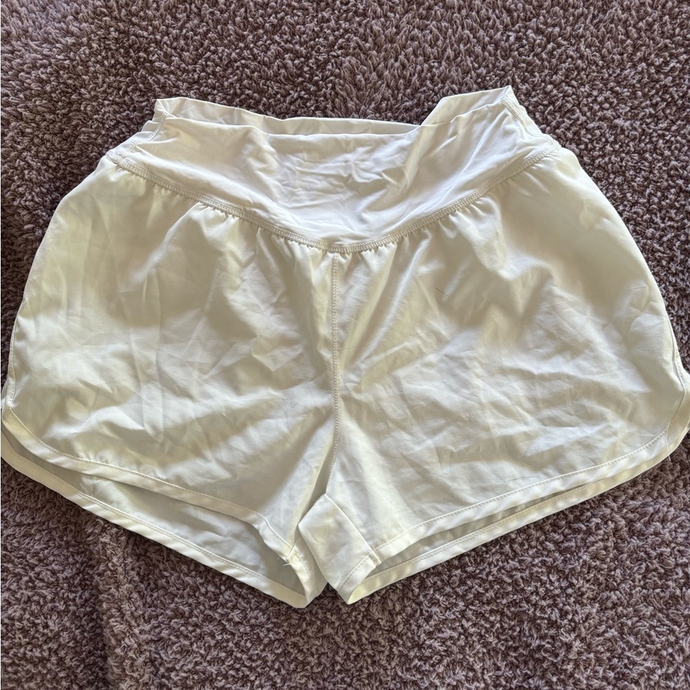Gianni Bini white athletic shorts. Size medium